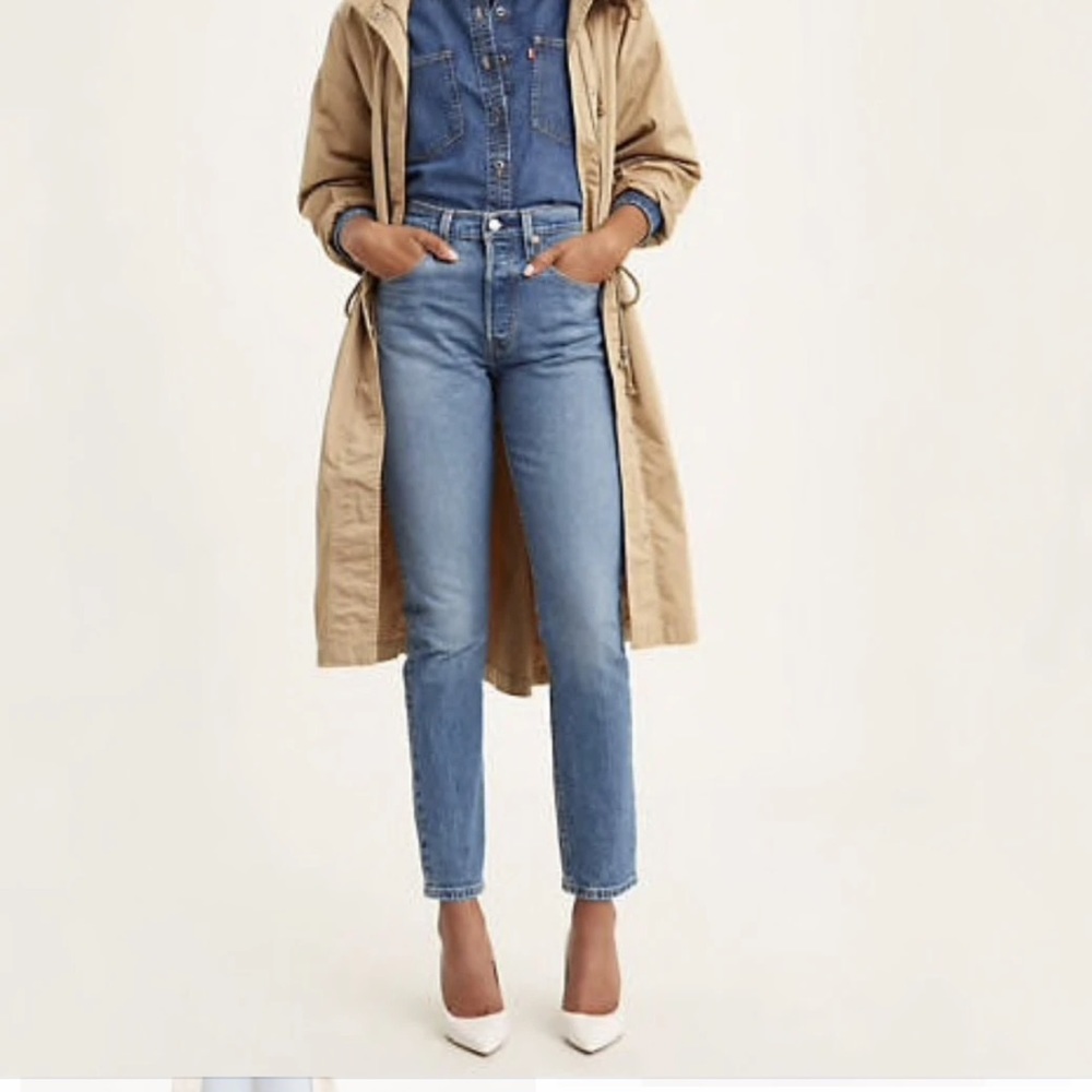 Levi’s 501 Skinny Jeans Size 28 Jive Ship